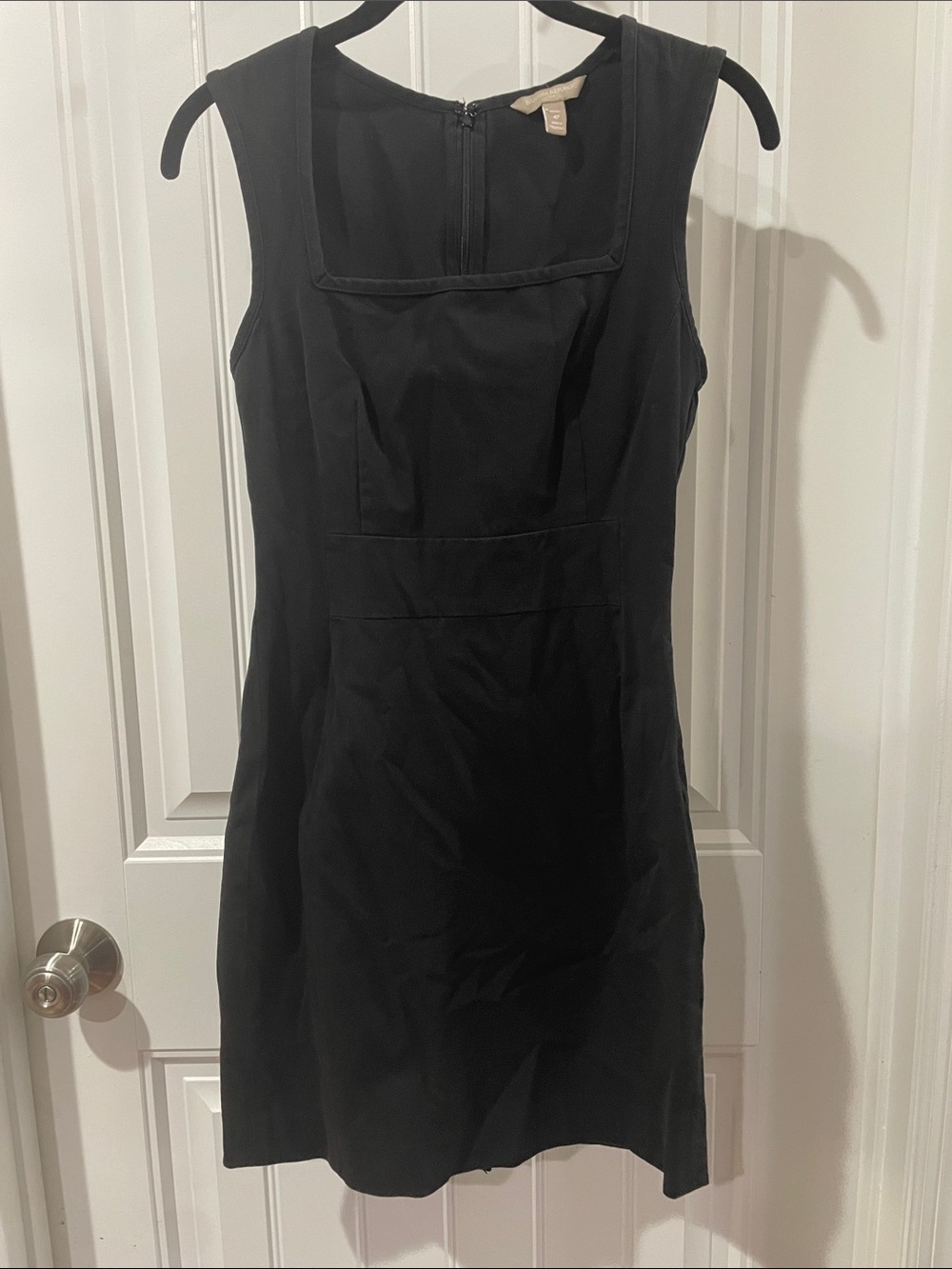 Banana Republic Women's Black Sleeveless Square-Neck Sheath Dress